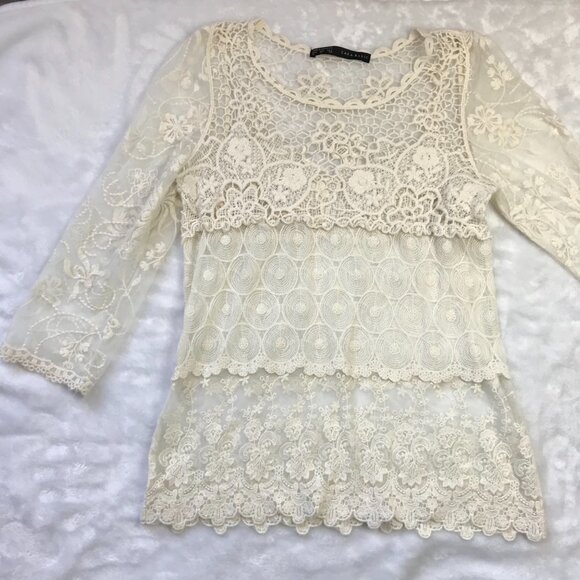 Zara Basic‎ Sheer Lace Crochet Top Women's M Boho 3/4 Sleeves Lightweight Cream - Picture 6 of 6